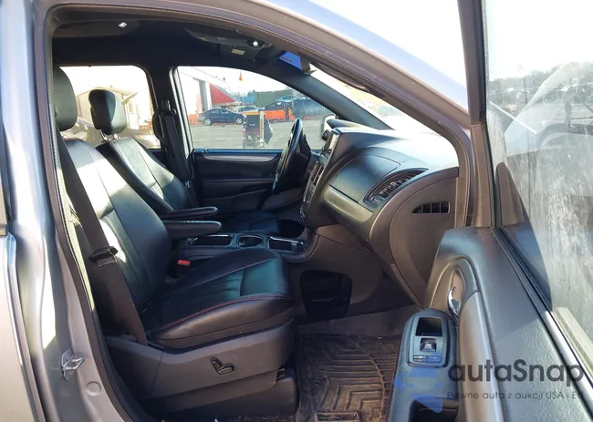 2C4RDGEG3JR341538: 44226278