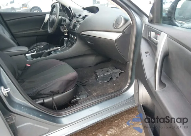 JM1BL1MP5D1794989: 44226284