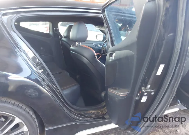 KMHTC6AE8GU284929: 44227372