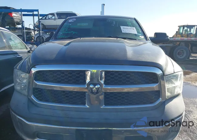 1C6RR7KM1JS338011: 44227378