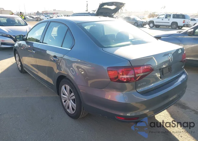 3VW2B7AJ4HM297704: 44227482