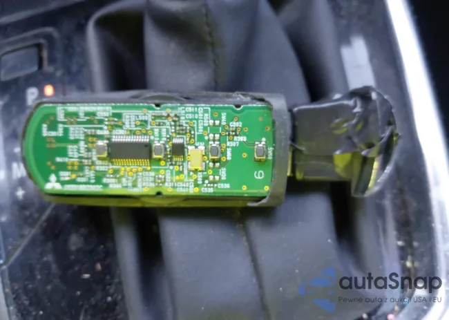 3MYDLBYV0HY177610: 44227503