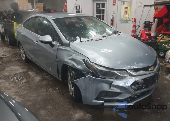 1G1BE5SM5J7126654: 44227528