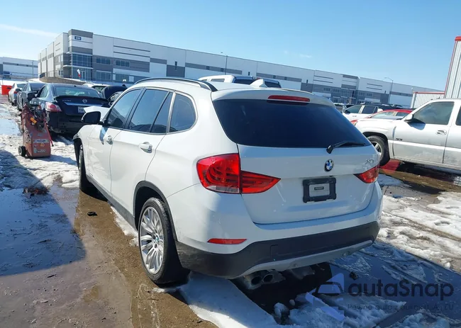 WBAVL1C58FVY40370: 44227541