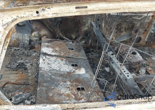 1V2DSPE84RC018613: 44227551