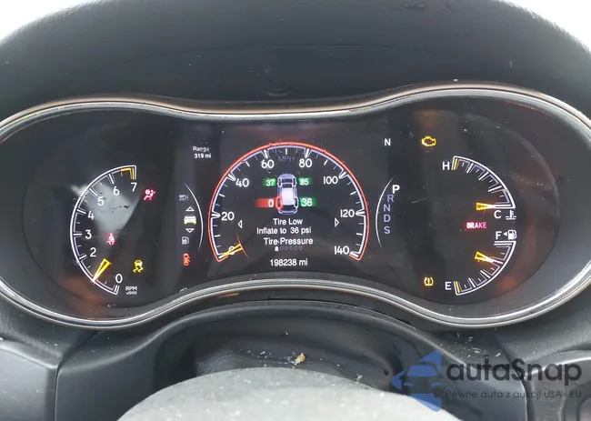 1C4RJEAGXFC700354: 44227611