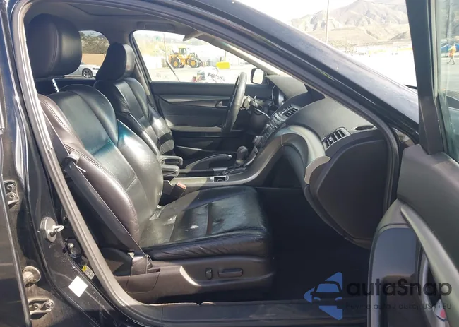 19UUA8F59BA008886: 44227643