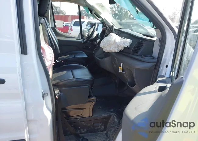 1FTBR1Y84SKA32004: 44227658