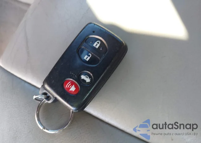 4T1BK3EK9BU631111: 44227659