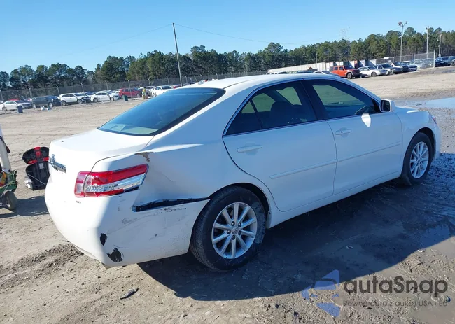 4T1BK3EK9BU631111: 44227659