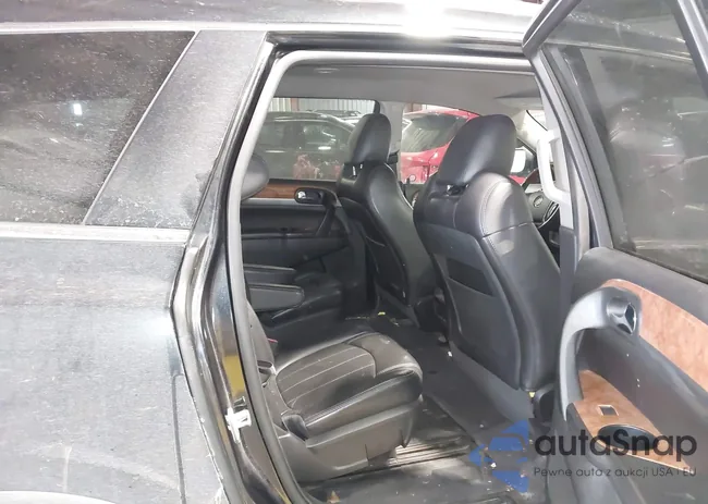 5GAKVCEDXCJ212282: 44227667