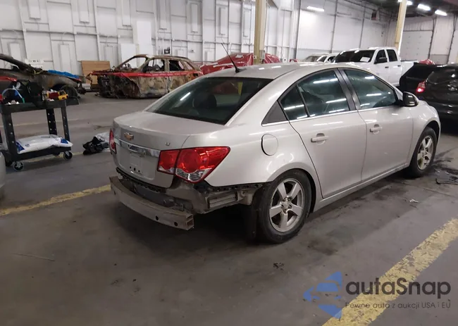 1G1PC5SB5E7272164: 44227679