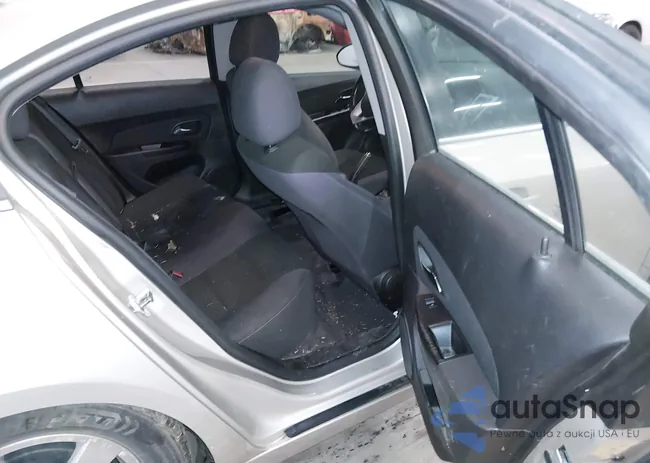 1G1PC5SB5E7272164: 44227679