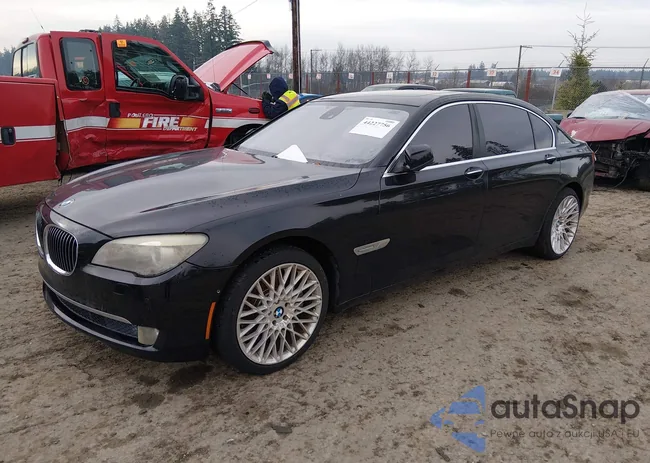 WBAKX8C51CC198470: 44227756