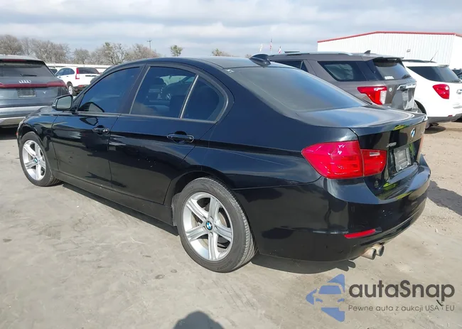 WBA3B5C57DF596137: 44227823