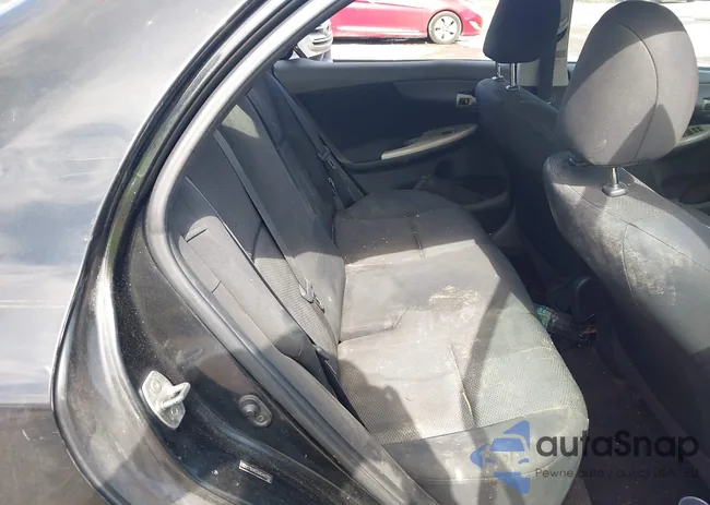 2T1BU4EE6AC442703: 44227855