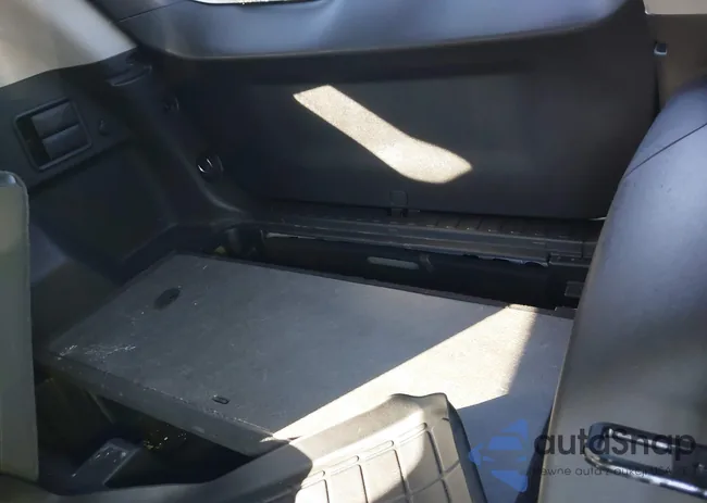 3GKALPEV2JL330983: 44227866