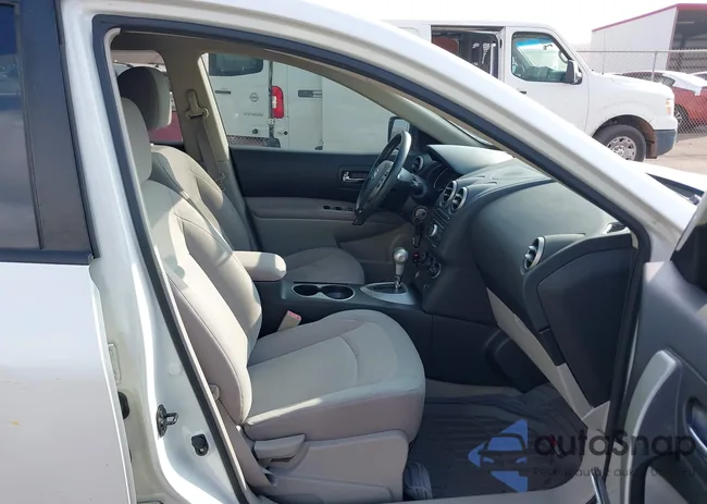 JN8AS5MT4BW176425: 44227894