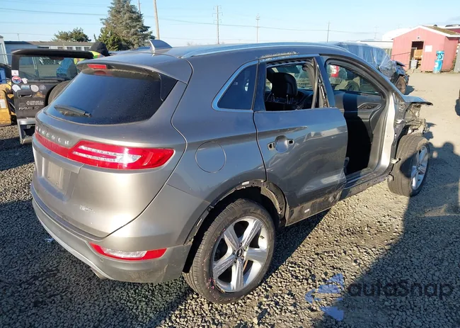 5LMCJ1C93HUL16290: 44227896