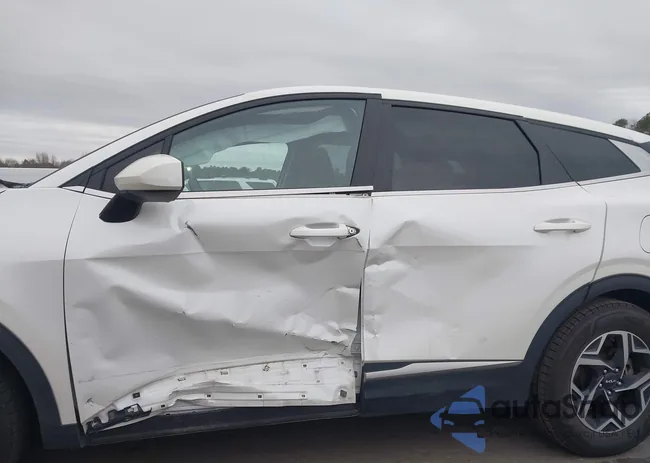 KNDPU3AF6P7108955: 44227898