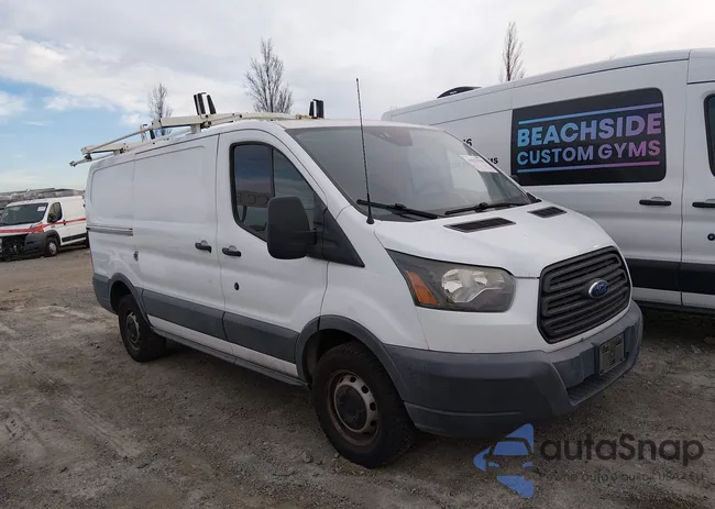 1FTYR1YM2HKB04480: 44227930