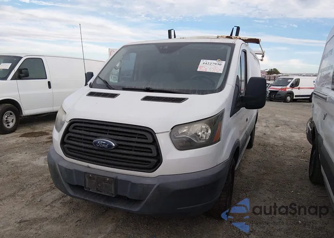 1FTYR1YM2HKB04480: 44227930