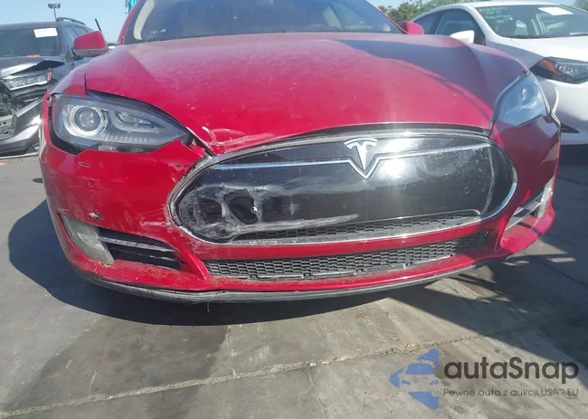 5YJSA1H18EFP32586: 44227938