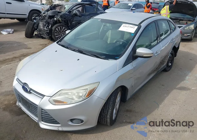 1FADP3F28EL198751: 44227951