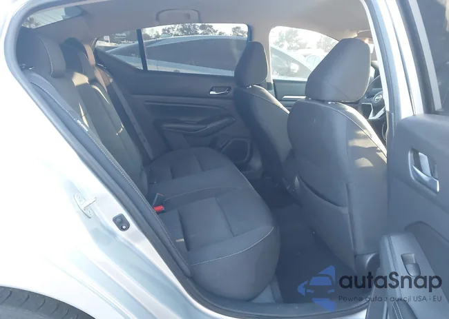 1N4BL4DV0NN396752: 44226968