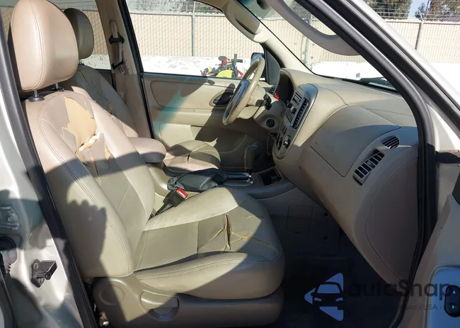 1FMYU04145KB16304: 44227191