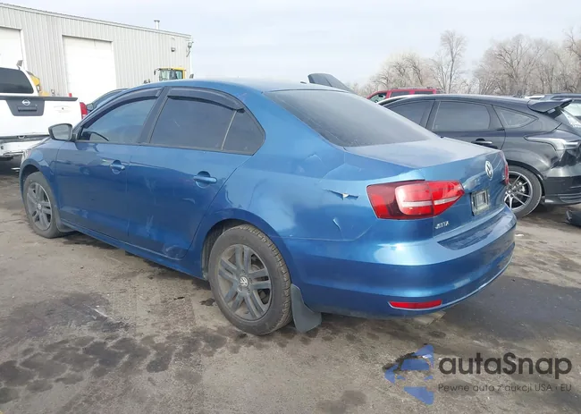 3VW2B7AJ1JM259479: 44227201