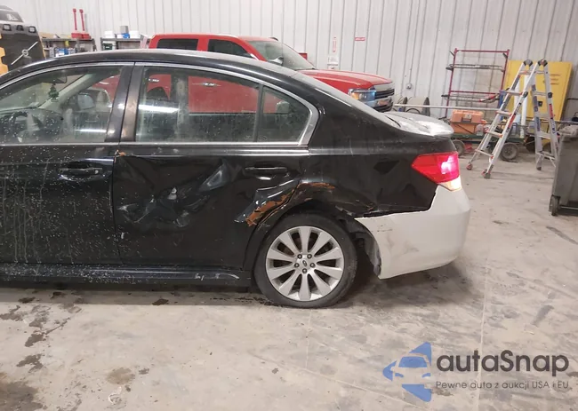 4S3BMBK64C3038828: 44227351