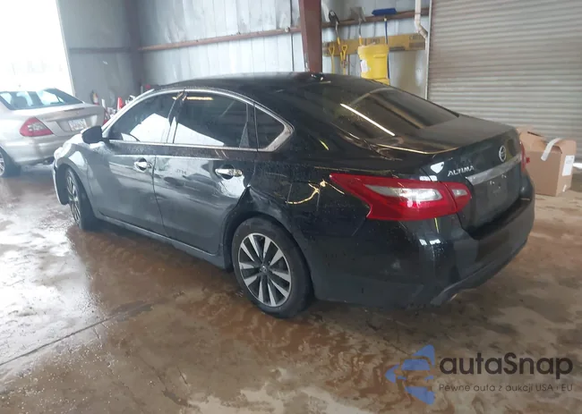 1N4AL3AP3JC131714: 44228351