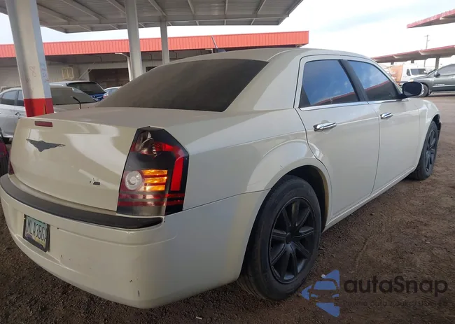 2C3KA33GX8H258036: 44228430