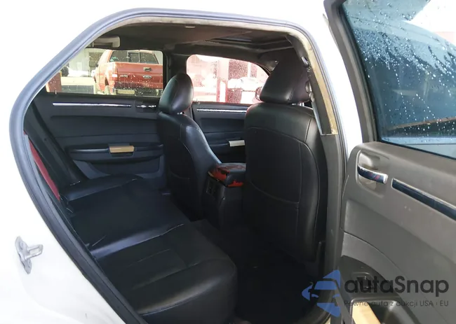 2C3KA33GX8H258036: 44228430