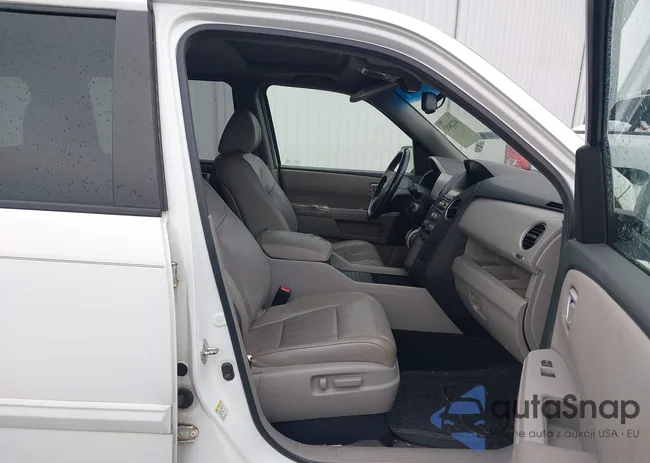 5FNYF3H50CB012075: 44228432