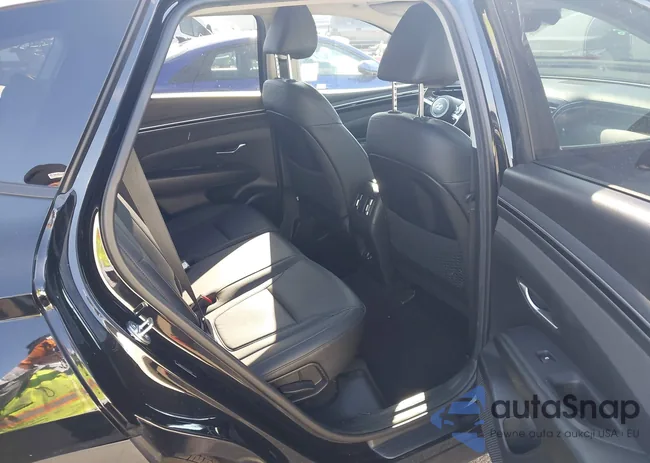 KM8JCDD18SU381321: 44228490