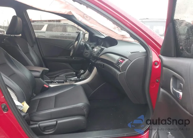 1HGCR2F50GA245873: 44228549