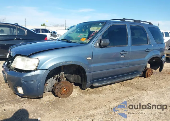 4M2CU57135DJ12704: 44228635