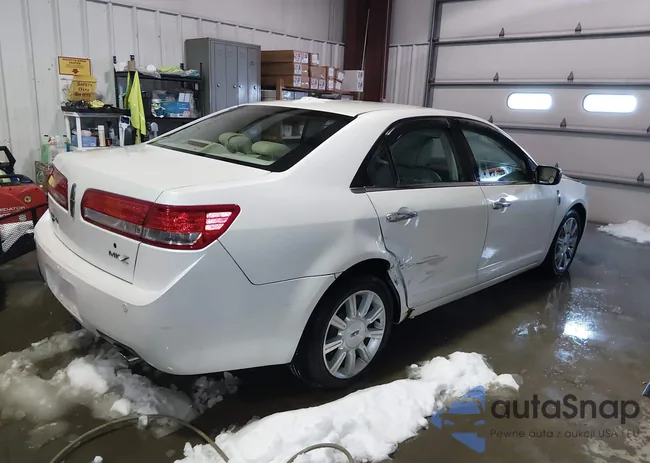 3LNHL2GC2AR620657: 44228699