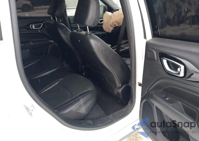 3C4NJDCB7NT169241: 44228711