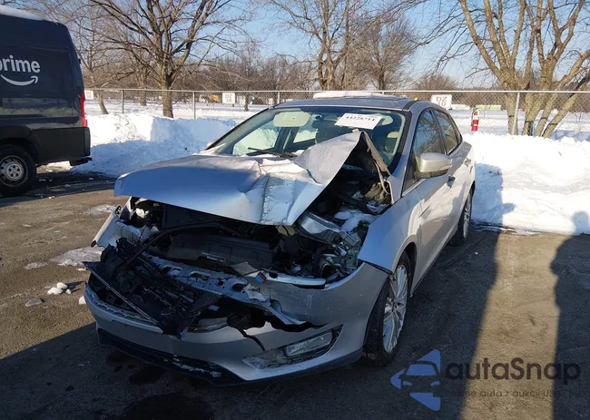 1FADP3J20JL283357: 44228714