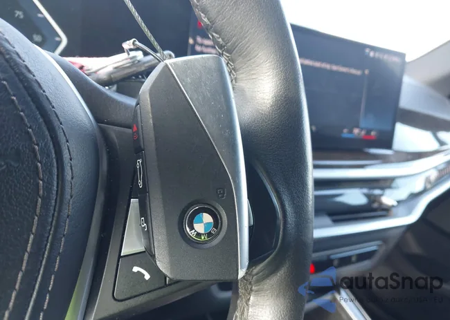 5UX13EU09R9V10499: 44228726