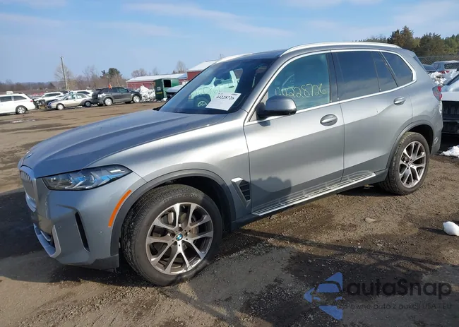 5UX13EU09R9V10499: 44228726