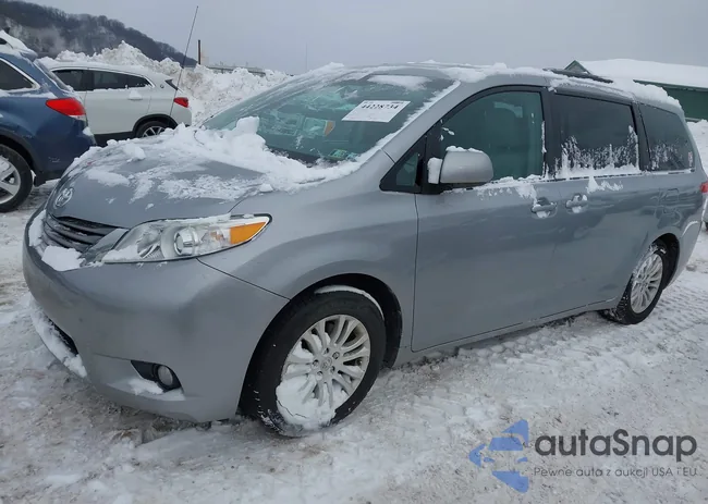 5TDYK3DC4CS245890: 44228734