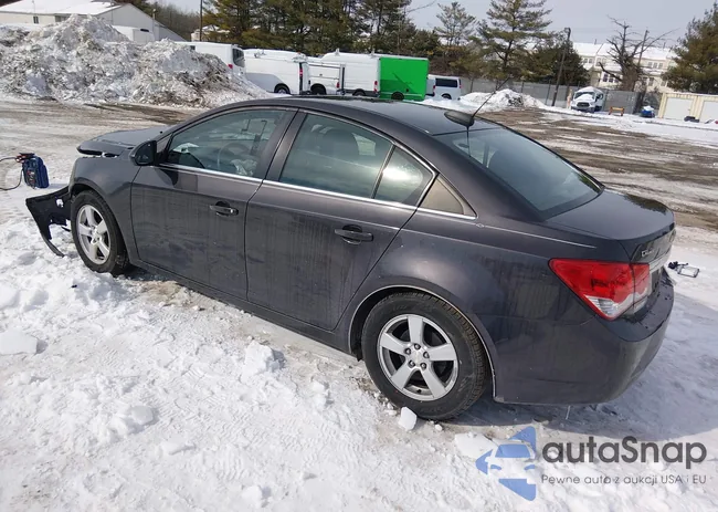 1G1PE5SB2G7146745: 44228775