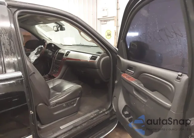 1GYS4BEF7BR122885: 44228799