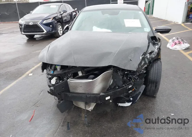 KMHLS4DG3RU732677: 44228800