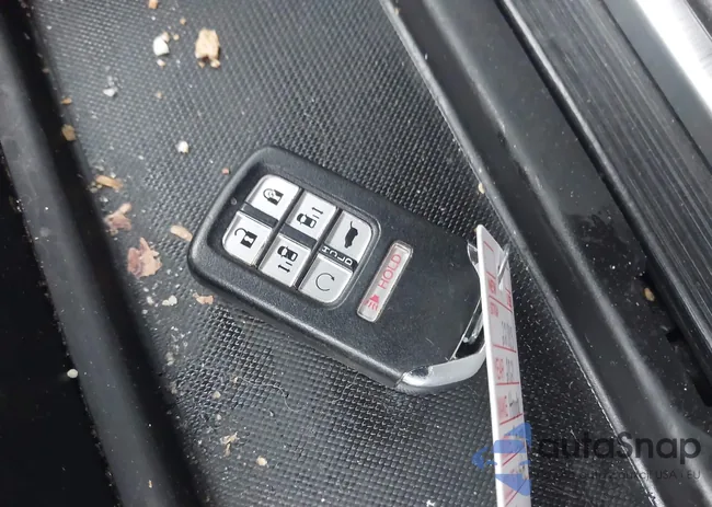 5FNRL6H8XMB011011: 44228803