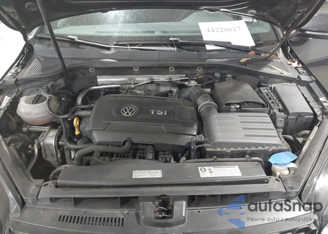 3VW4T7AU7HM010842: 44228817